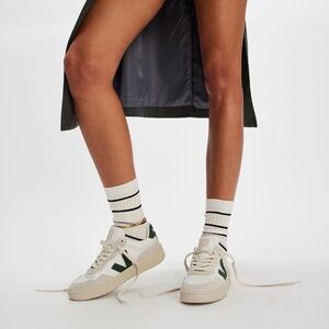 Veja V-90 Extra-White/Cyprus Leather Sneakers